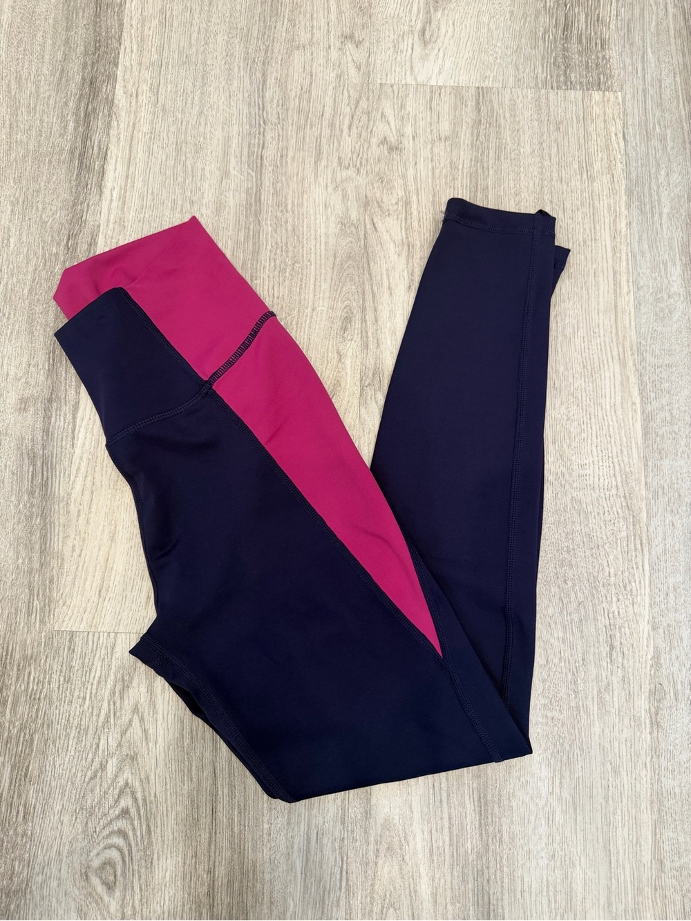 Wilo The Label Small Purple Pink Colorblock High Rise Leggings
